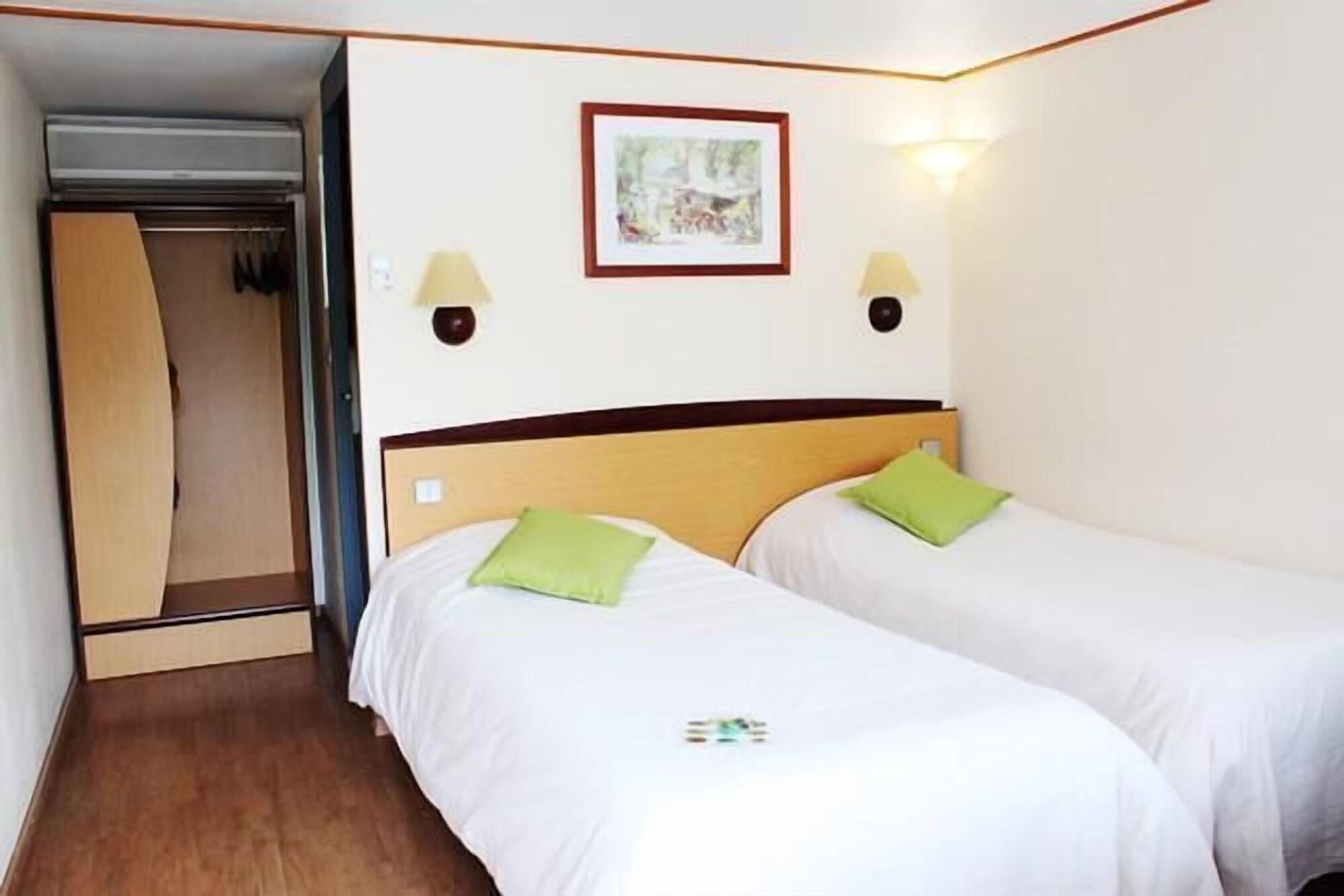 Campanile Saumur Kamer foto