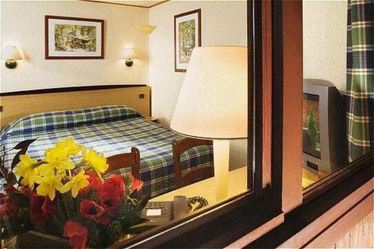 Campanile Saumur Kamer foto
